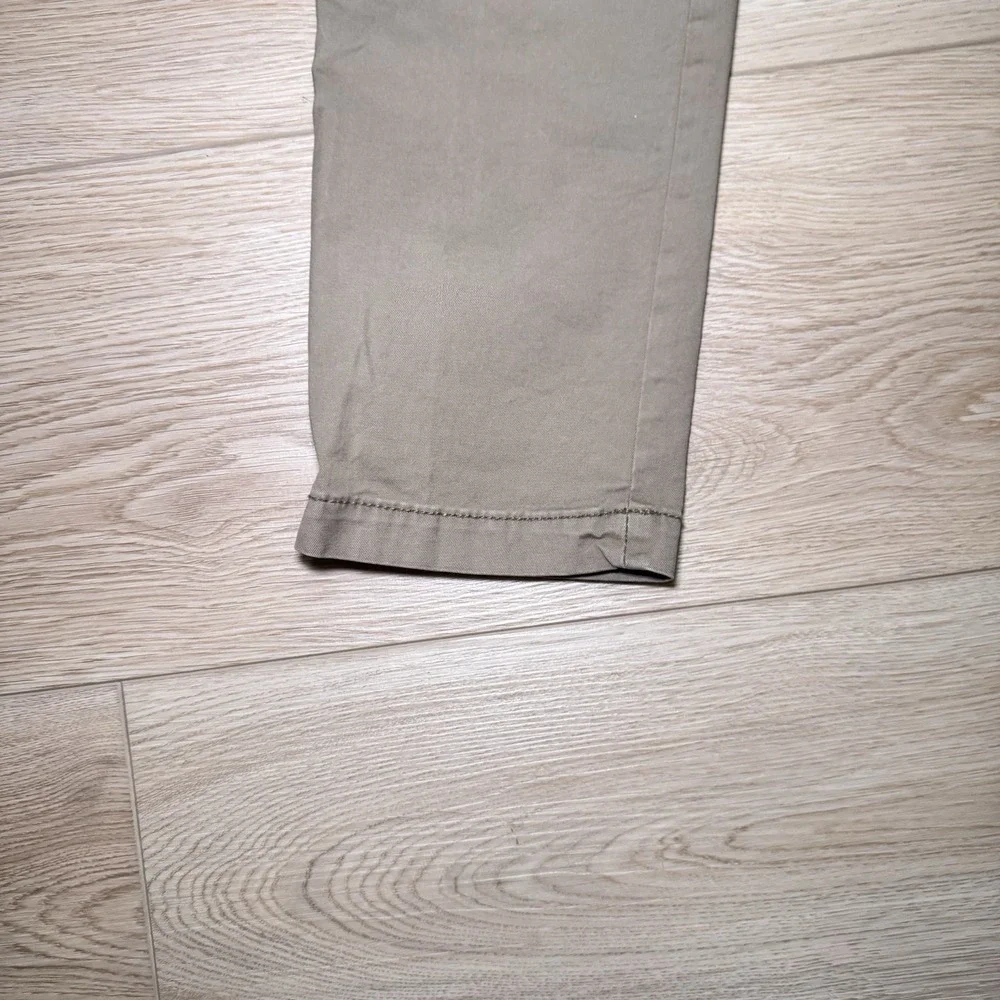 Banana Republic‎ Men's 32x32(31.5) Lived-In Chino Pants Khaki Flat Front